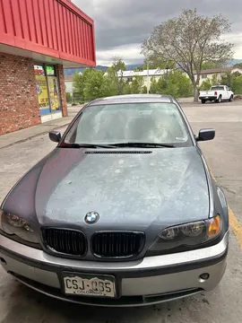 2002 BMW 3 Series 325xi Sedan