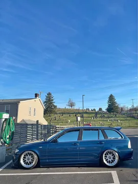 2002 BMW 325xi Wagon