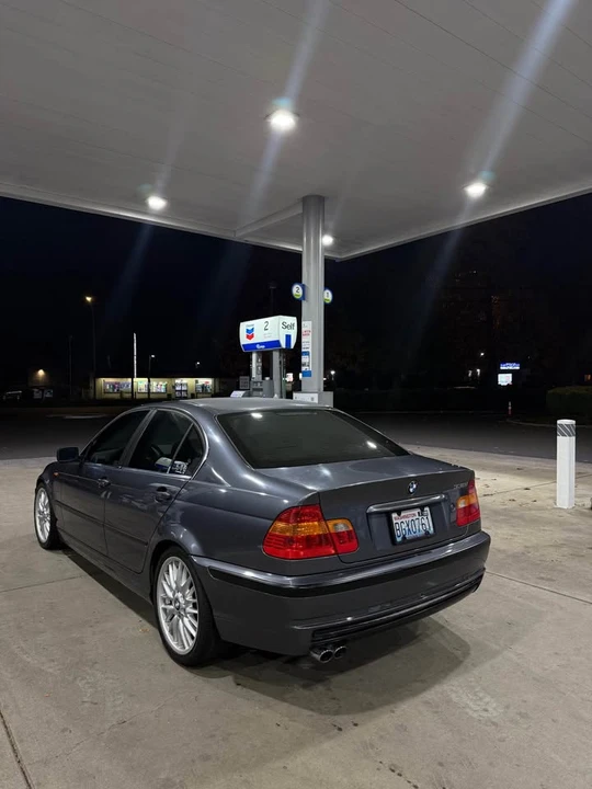 2002 BMW E46 330i & 330Ci - Image 4 of 8