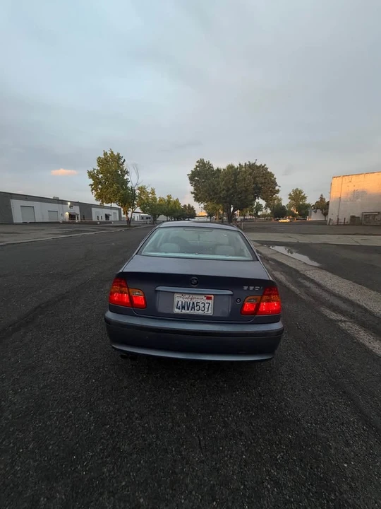 2002 BMW E46 330i & 330Ci - Image 2 of 6