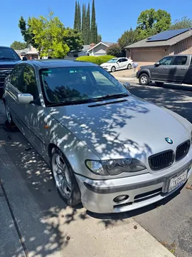 2002 BMW 330i Sedan