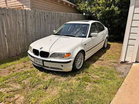 2002 BMW 330i Sedan