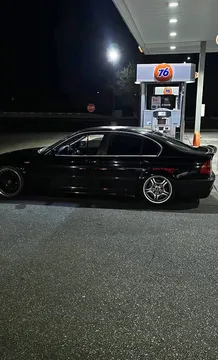 2002 BMW 330i Sedan