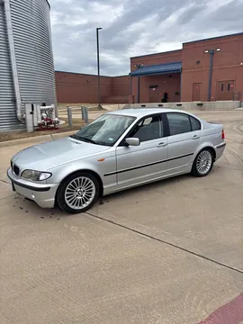 2002 BMW 330i Sedan