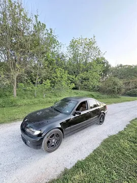 2002 BMW 3 Series 330xi Sedan