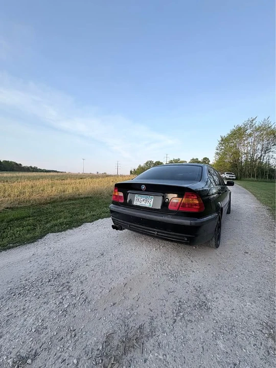 2002 BMW E46 330i & 330Ci - Image 5 of 8