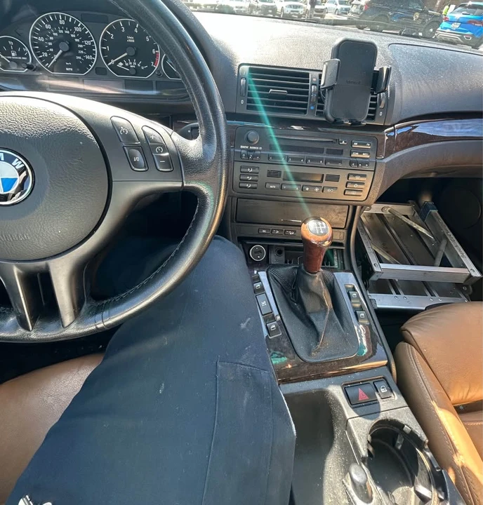 2002 BMW E46 330i & 330Ci - Image 2 of 2