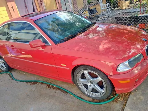 2002 BMW 325 Coupe