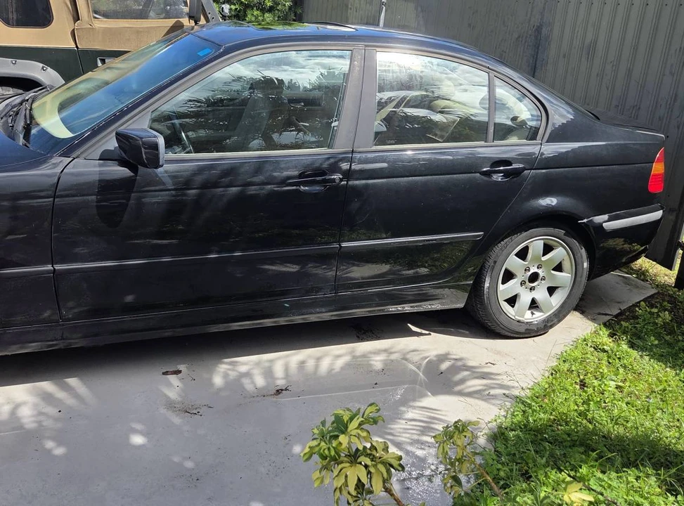 2002 BMW E46 3 Series - Image 3 of 16