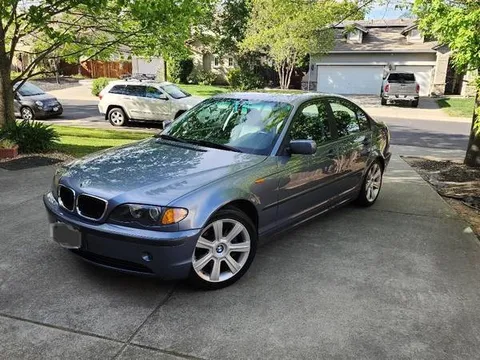 2002 BMW 325i