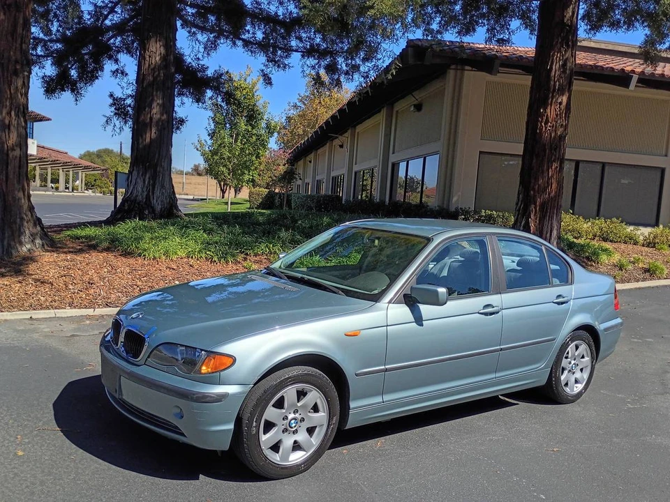 2002 BMW E46 3 Series - Image 3 of 11