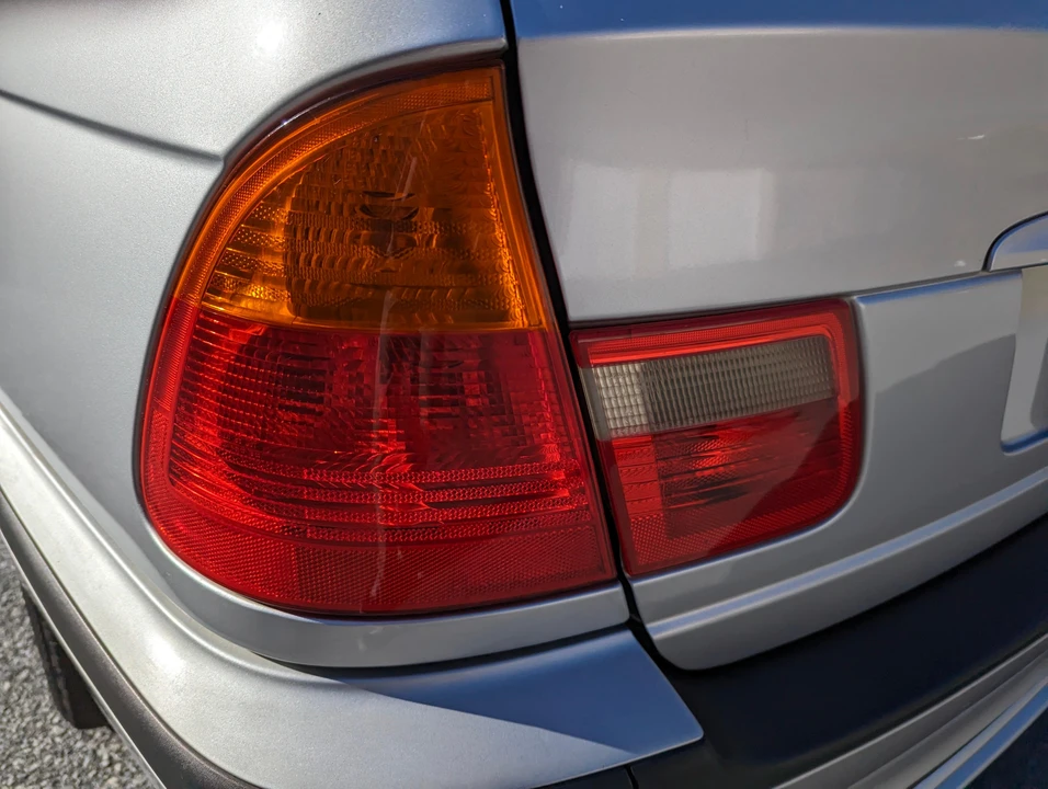 2002 BMW E46 3 Series - Image 19 of 31