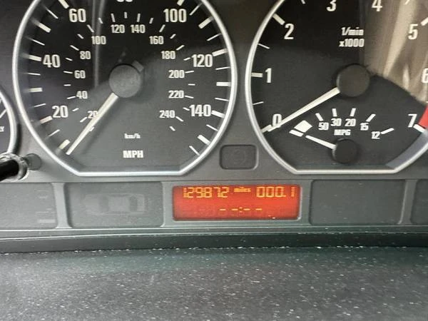 2002 BMW E46 330i & 330Ci - Image 11 of 12