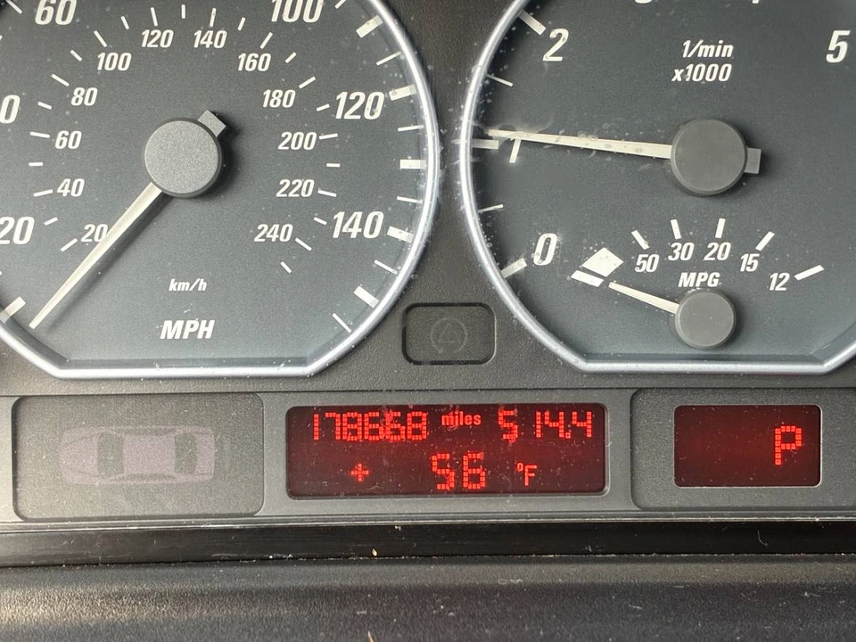 2002 BMW E46 330i & 330Ci - Image 6 of 12