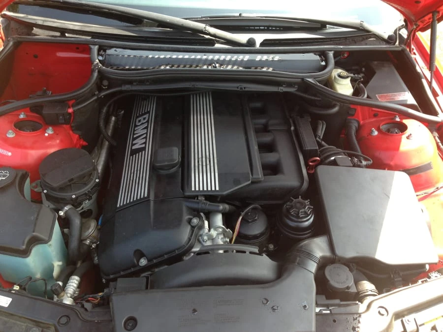 2002 BMW E46 330i & 330Ci - Image 5 of 6