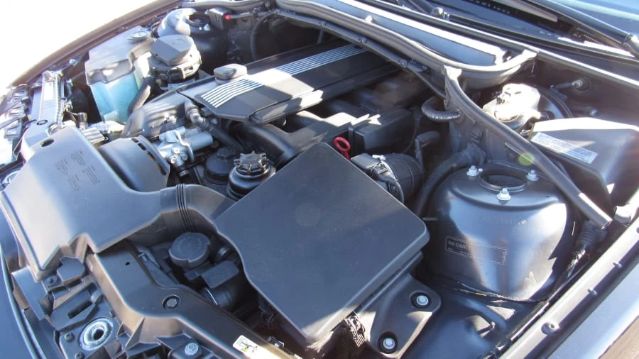 2002 BMW E46 330i & 330Ci - Image 6 of 7