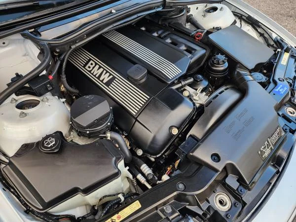 2002 BMW E46 330i & 330Ci - Image 18 of 19