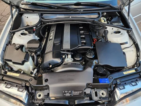 2002 BMW E46 330i & 330Ci - Image 17 of 19