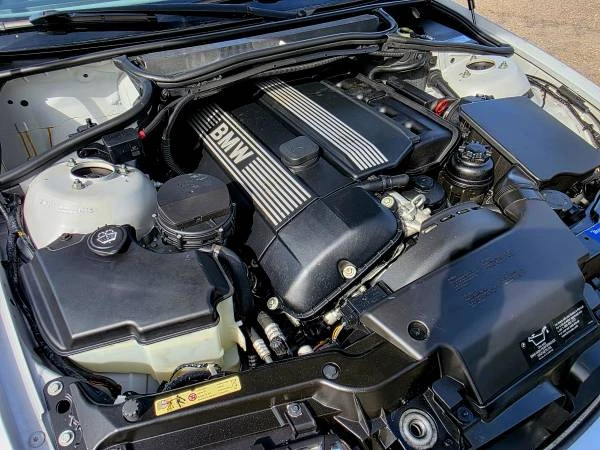 2002 BMW E46 330i & 330Ci - Image 17 of 18
