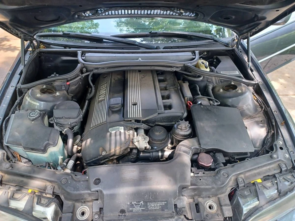 2002 BMW E46 330i & 330Ci - Image 7 of 7