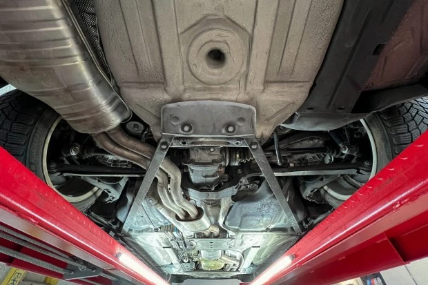 2002 BMW E46 330i & 330Ci - Image 7 of 8