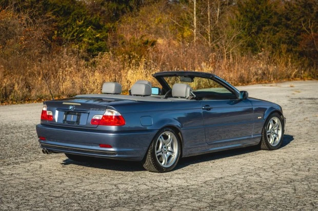 2002 BMW E46 330i & 330Ci - Image 2 of 8