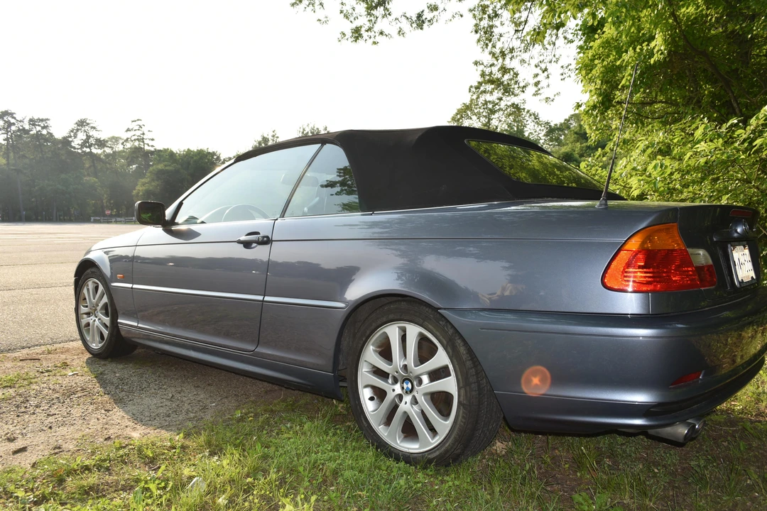 2002 BMW E46 330i & 330Ci - Image 18 of 31