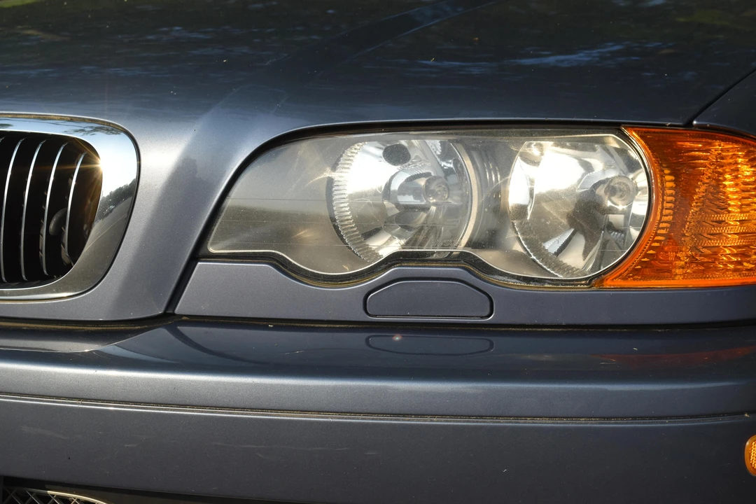2002 BMW E46 330i & 330Ci - Image 17 of 31