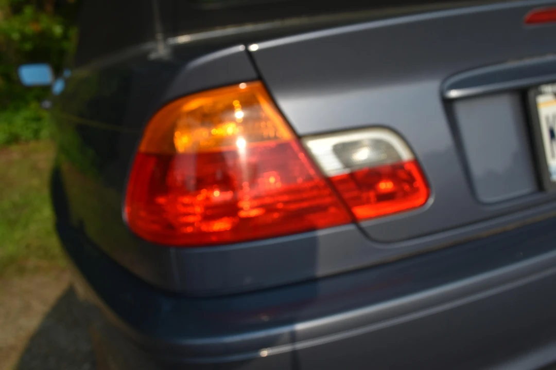 2002 BMW E46 330i & 330Ci - Image 21 of 31