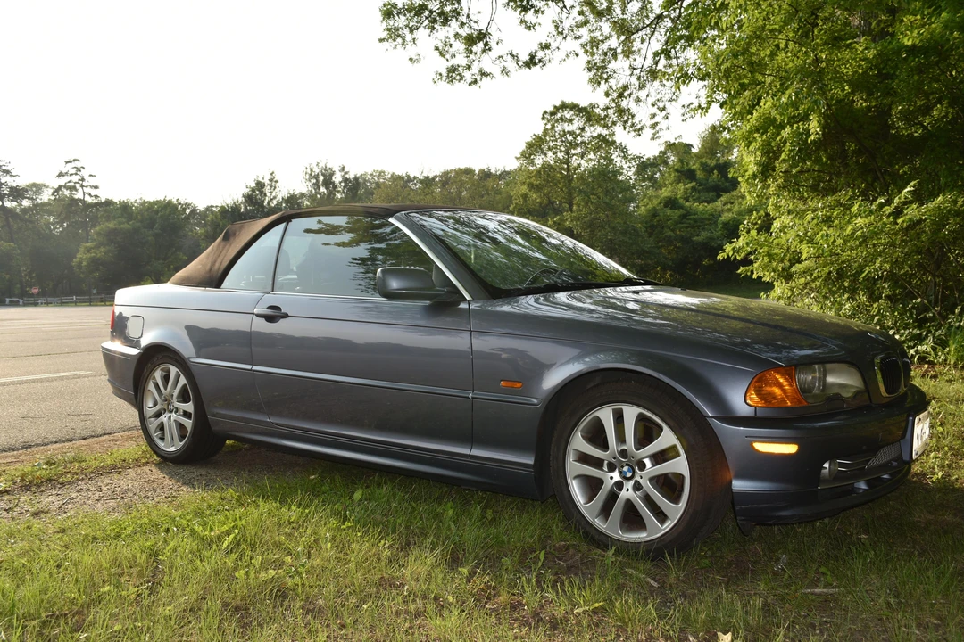 2002 BMW E46 330i & 330Ci - Image 14 of 31