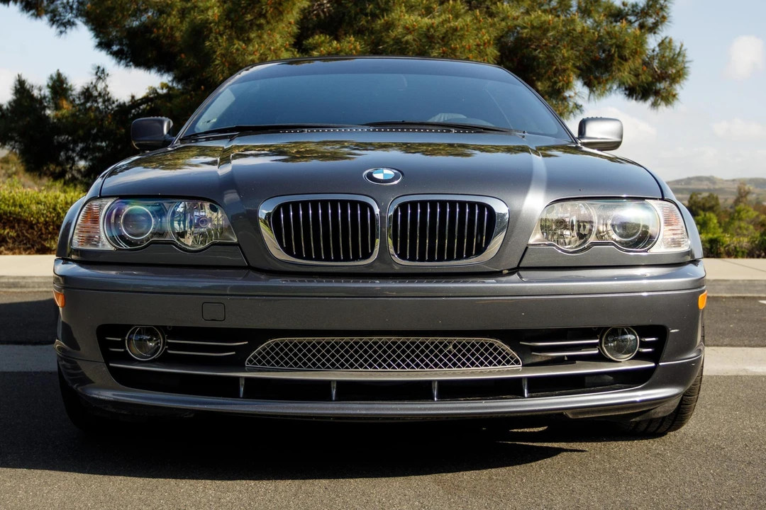 2002 BMW E46 330i & 330Ci - Image 2 of 31