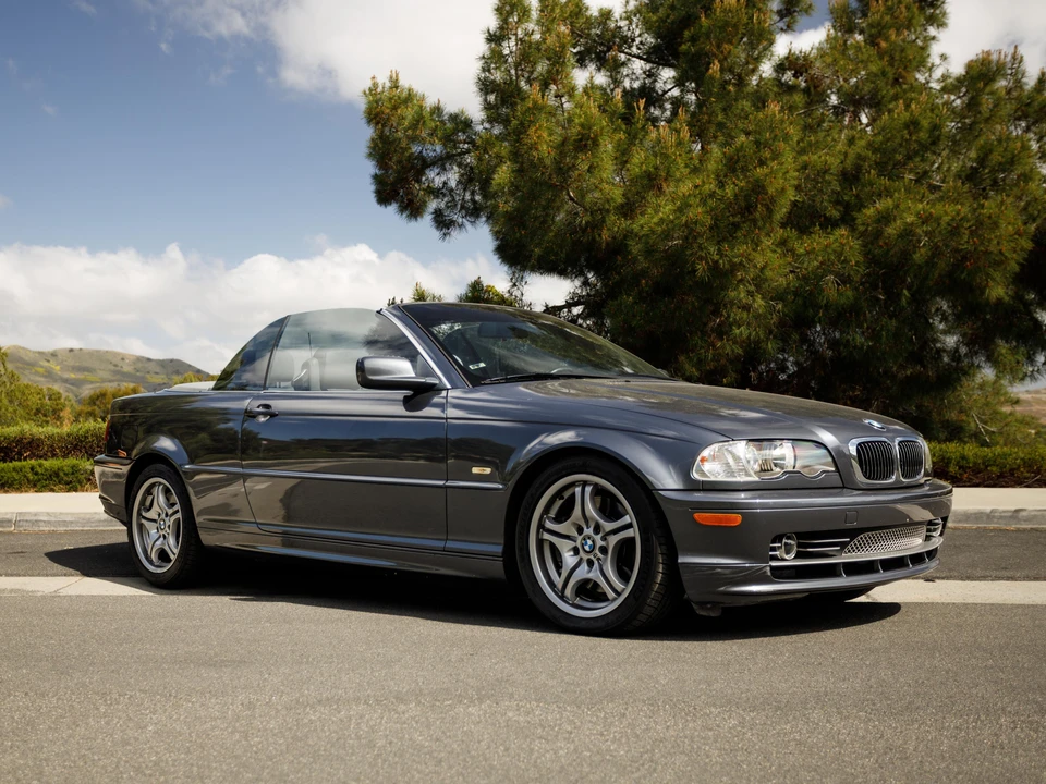 2002 BMW E46 330i & 330Ci - Image 7 of 31