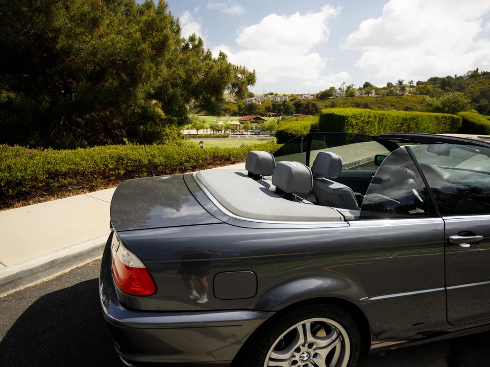 2002 BMW E46 330i & 330Ci - Image 22 of 31