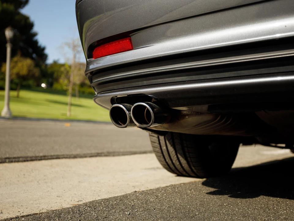 2002 BMW E46 330i & 330Ci - Image 20 of 31