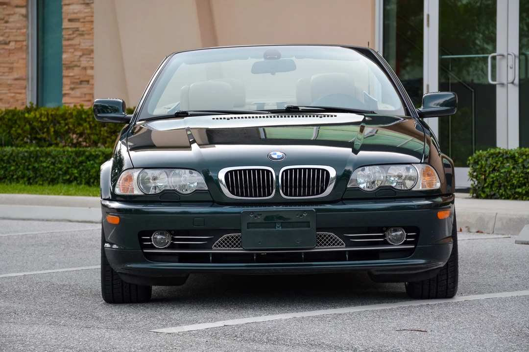 2002 BMW E46 330i & 330Ci - Image 2 of 31