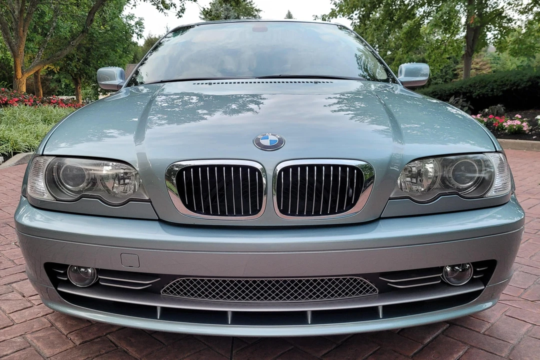 2002 BMW E46 330i & 330Ci - Image 2 of 31