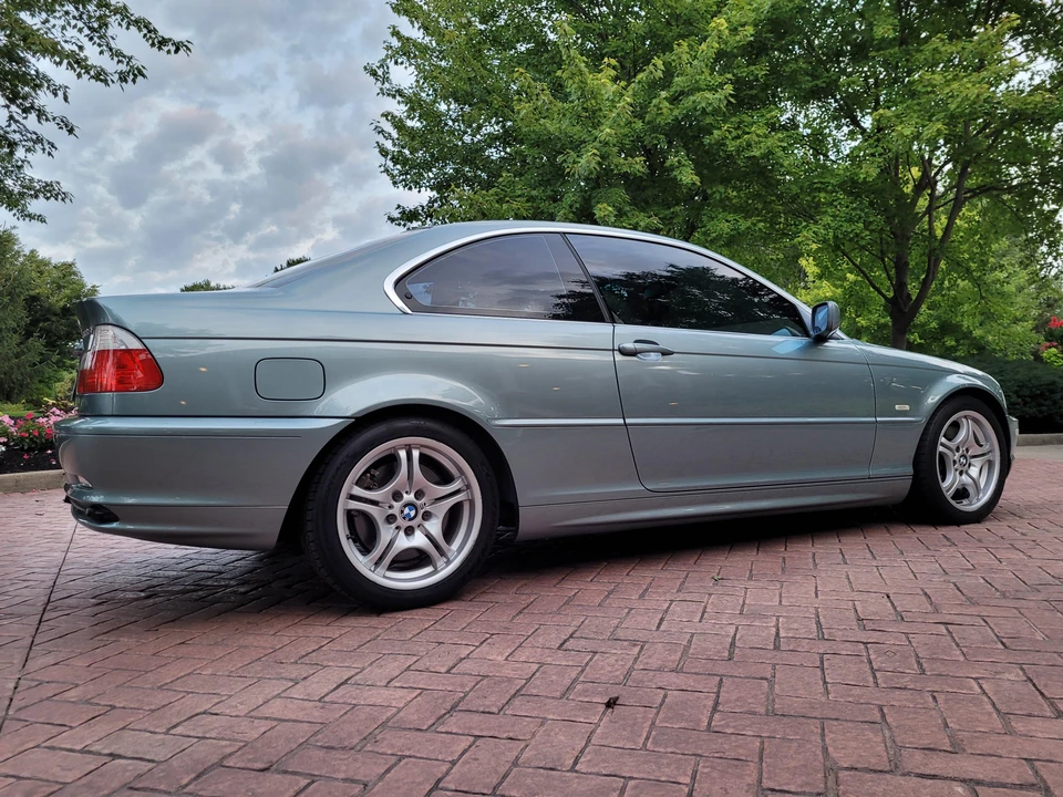 2002 BMW E46 330i & 330Ci - Image 15 of 31