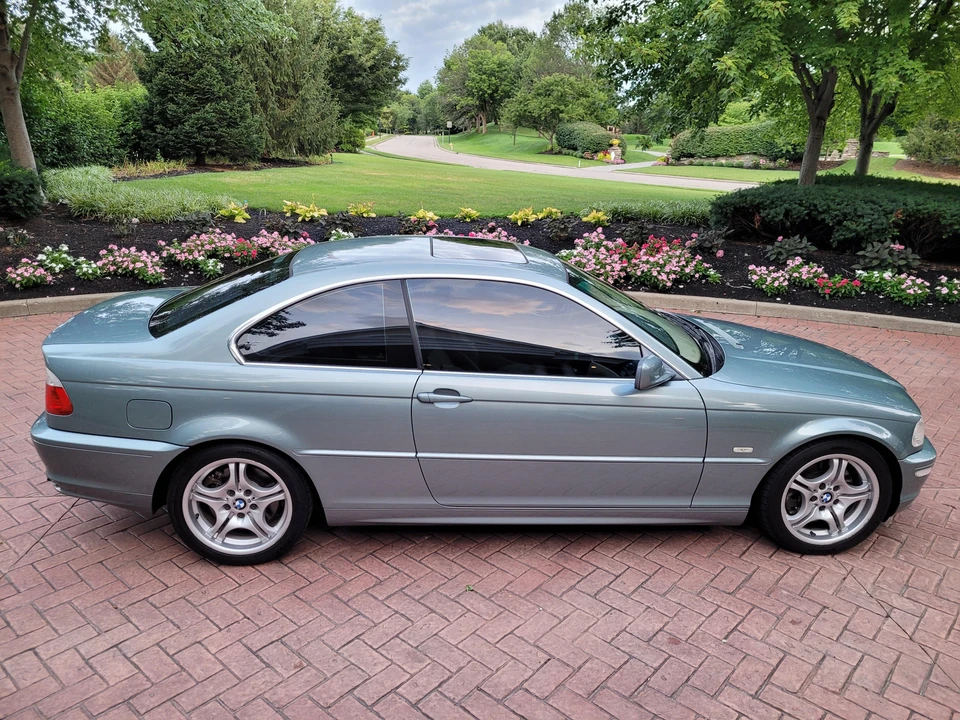 2002 BMW E46 330i & 330Ci - Image 17 of 31