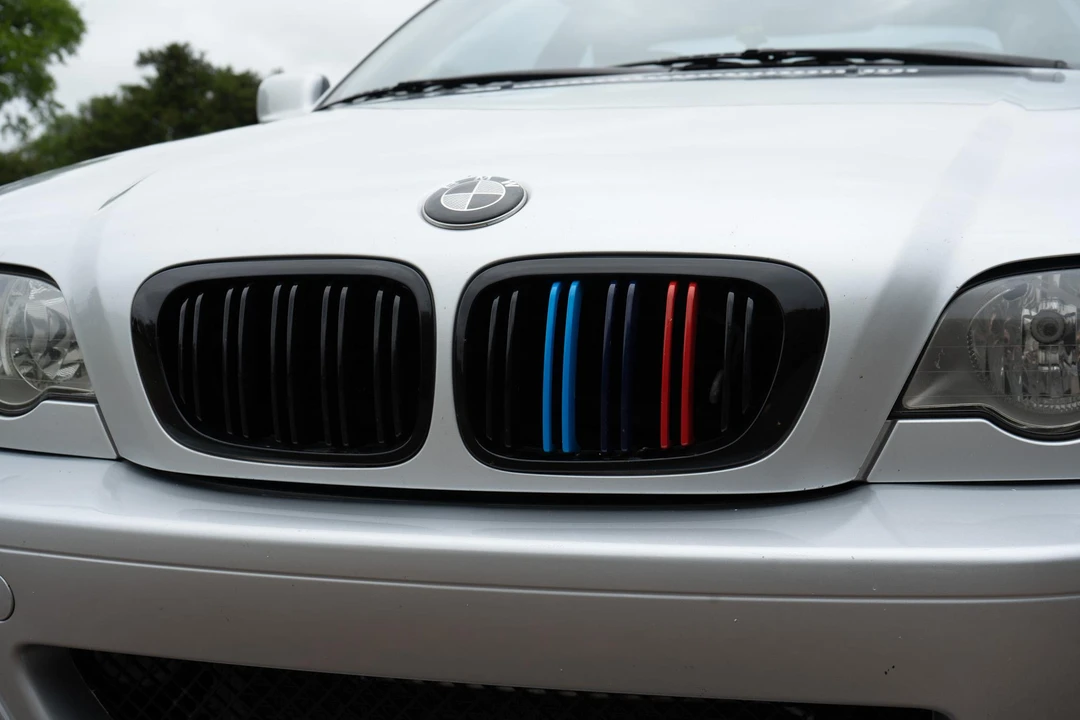 2002 BMW E46 330i & 330Ci - Image 28 of 31