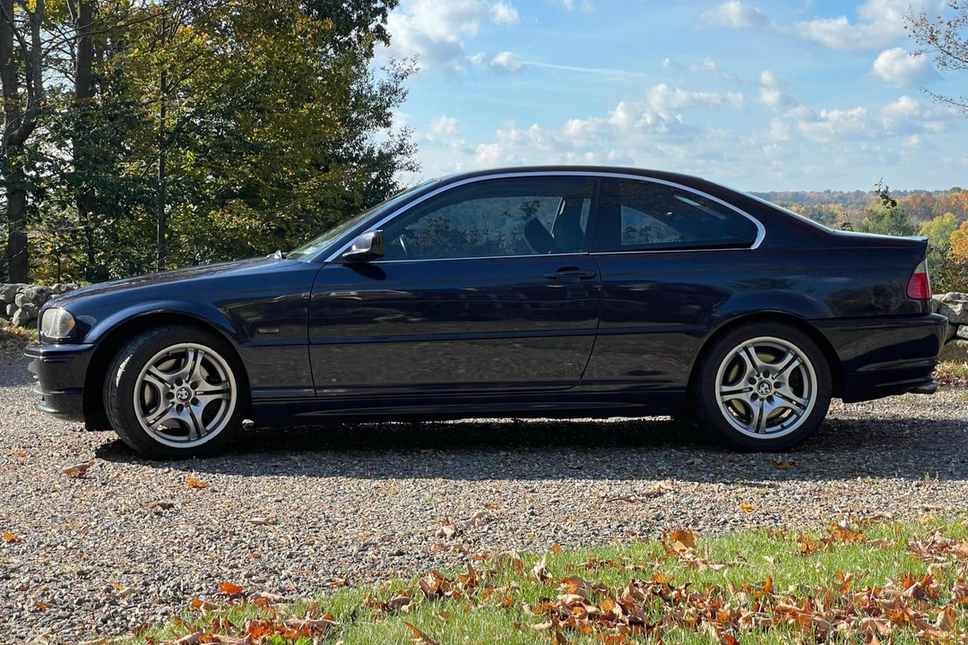 2002 BMW E46 330i & 330Ci - Image 3 of 6