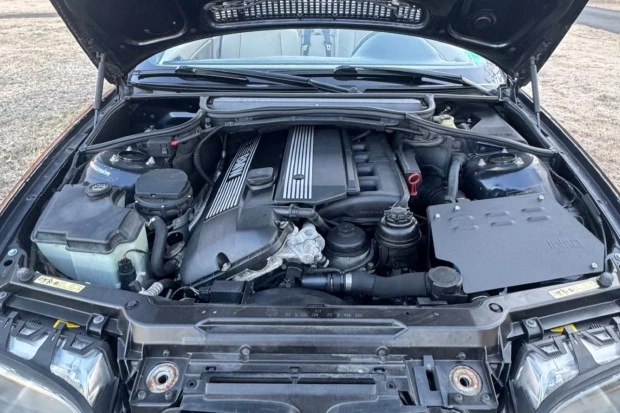 2002 BMW E46 330i & 330Ci - Image 6 of 7