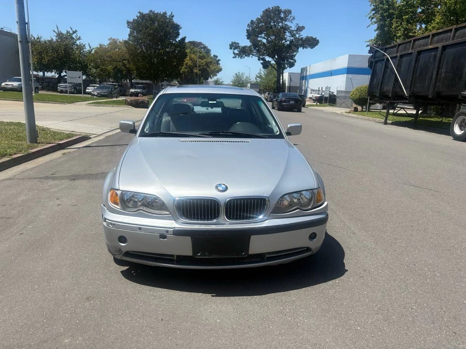 2002 BMW E46 330i & 330Ci - Image 2 of 4