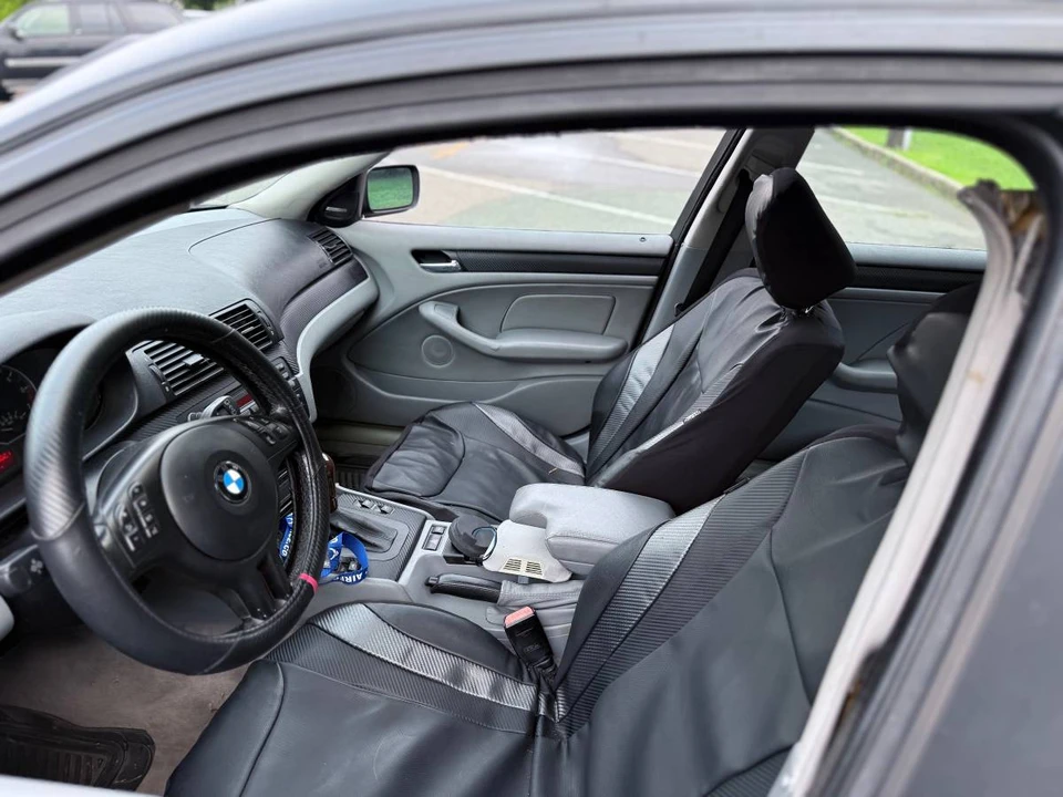 2002 BMW E46 330i & 330Ci - Image 8 of 9