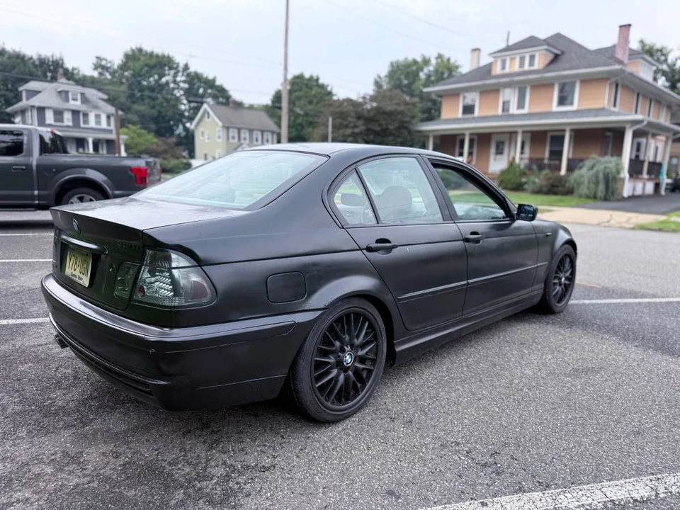 2002 BMW E46 330i & 330Ci - Image 5 of 9