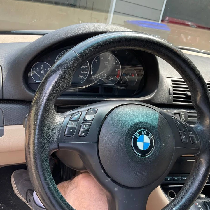 2002 BMW E46 330i & 330Ci - Image 6 of 15
