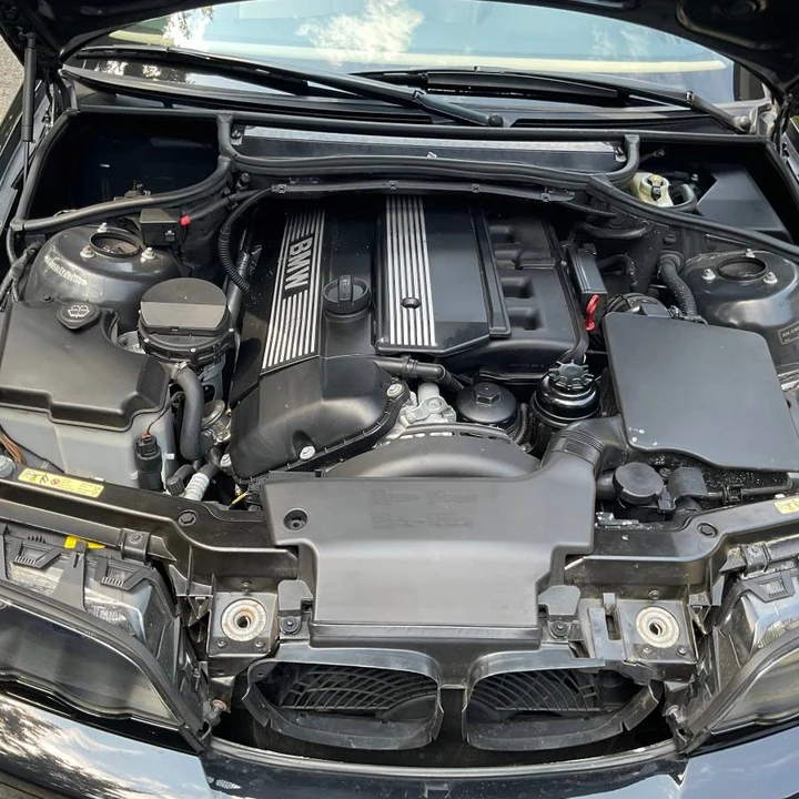 2002 BMW E46 330i & 330Ci - Image 11 of 15