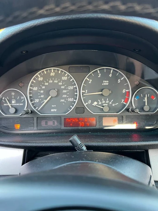 2002 BMW E46 330i & 330Ci - Image 8 of 15