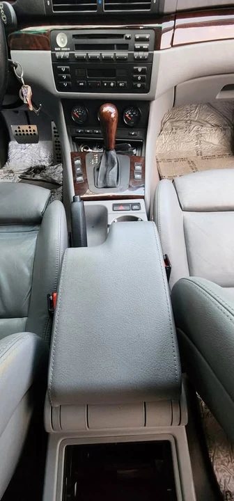 2002 BMW E46 330i & 330Ci - Image 3 of 10