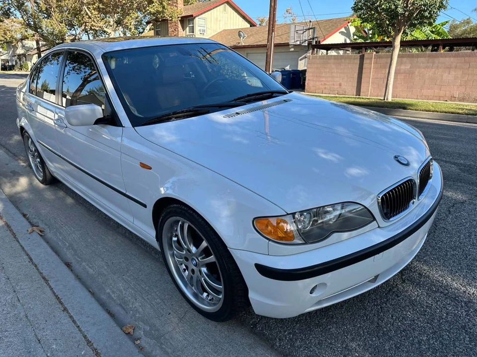 2002 BMW E46 330i & 330Ci - Image 5 of 24