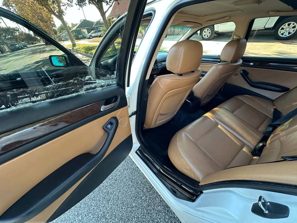 2002 BMW E46 330i & 330Ci - Image 24 of 24